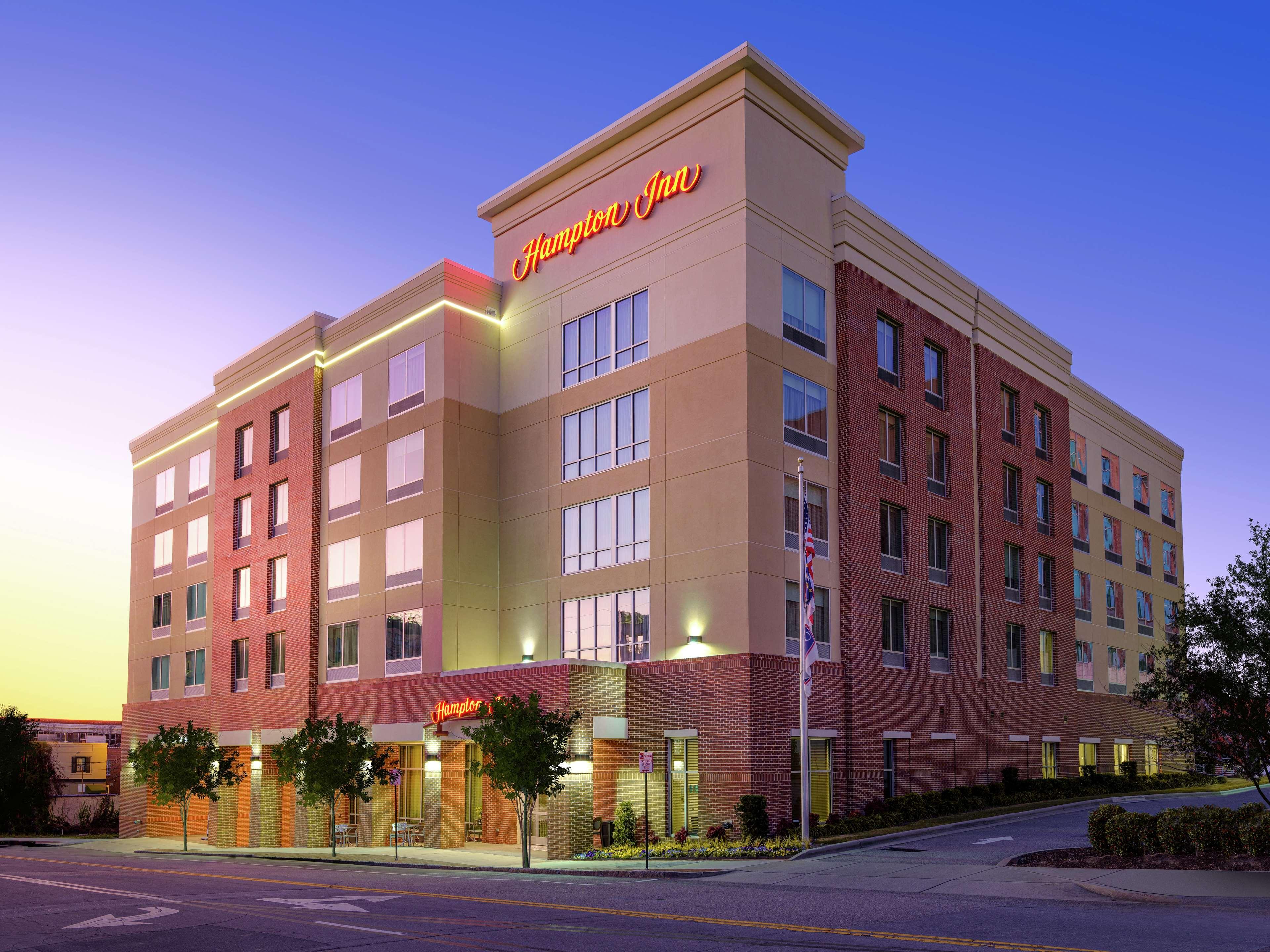 Hampton Inn Wilmington Downtown Extérieur photo