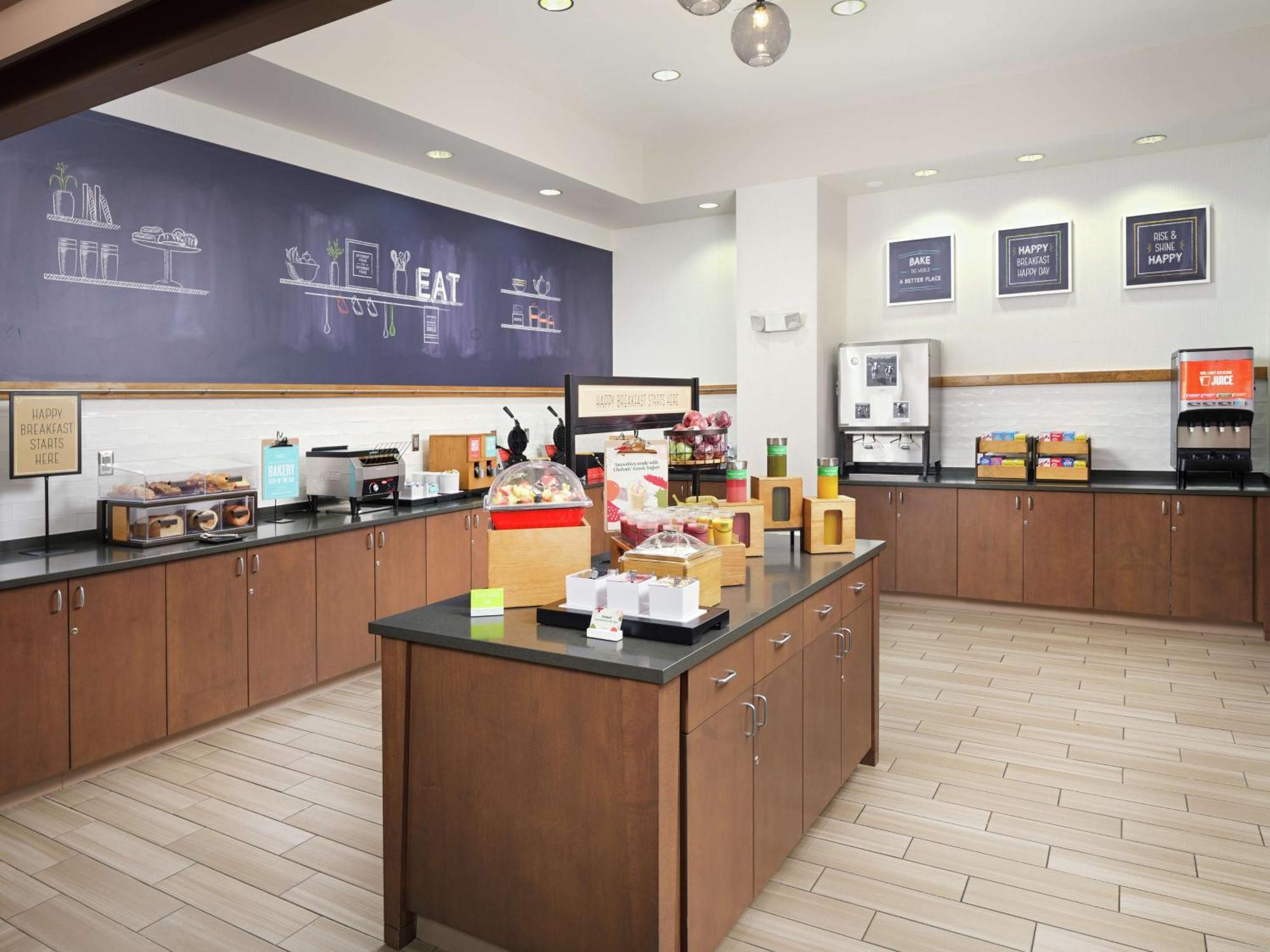 Hampton Inn Wilmington Downtown Extérieur photo